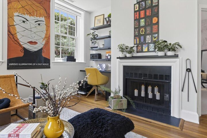 Property Photo:  410 5th Street NE 1  DC 20002 