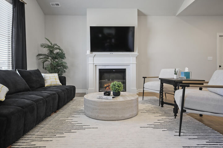 Property Photo:  2335 N Traveller Dr  MO 65202 