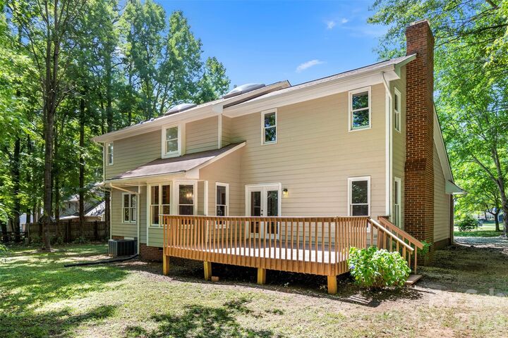 Property Photo:  932 Alexandria Court  NC 28056 