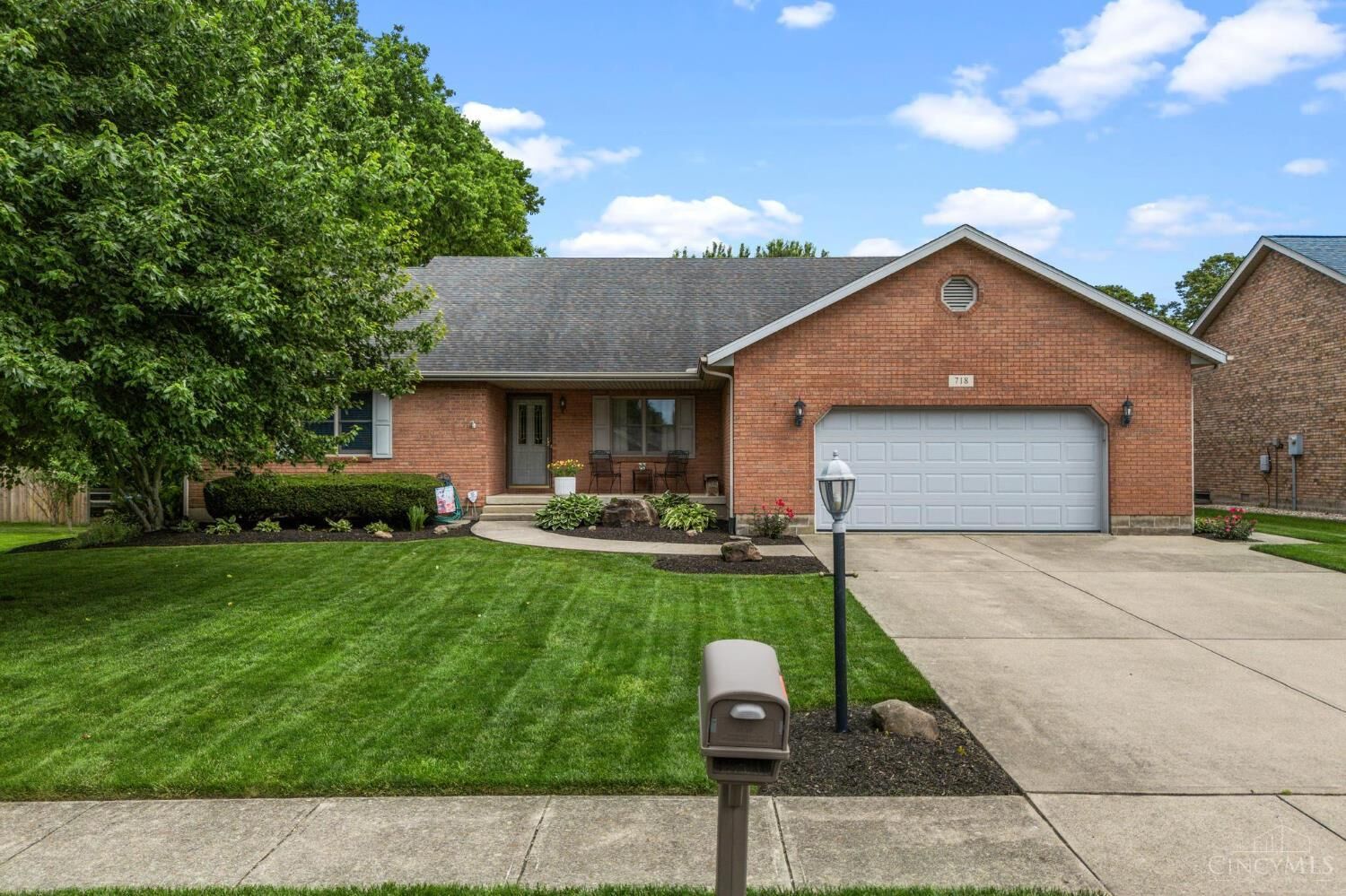 Property Photo:  718 Kelly Drive  OH 45177 