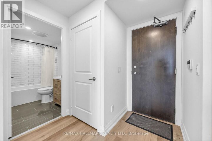 Property Photo:  50 Lynn Williams Street 1410  ON M6K 3R9 