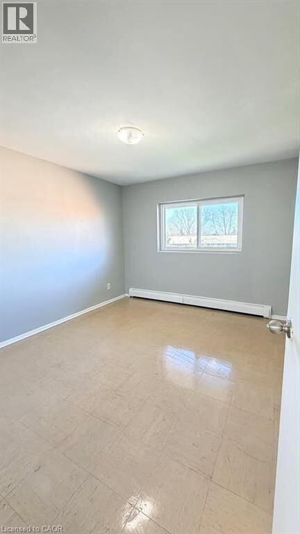 Property Photo:  12 Brant Avenue 15  ON N1E 1E7 