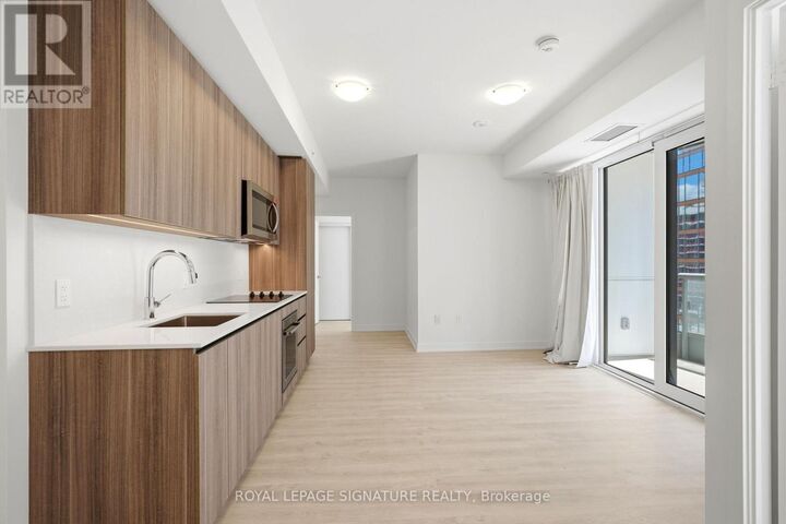 Property Photo:  15 Richardson Street 818  ON M5A 0Y5 
