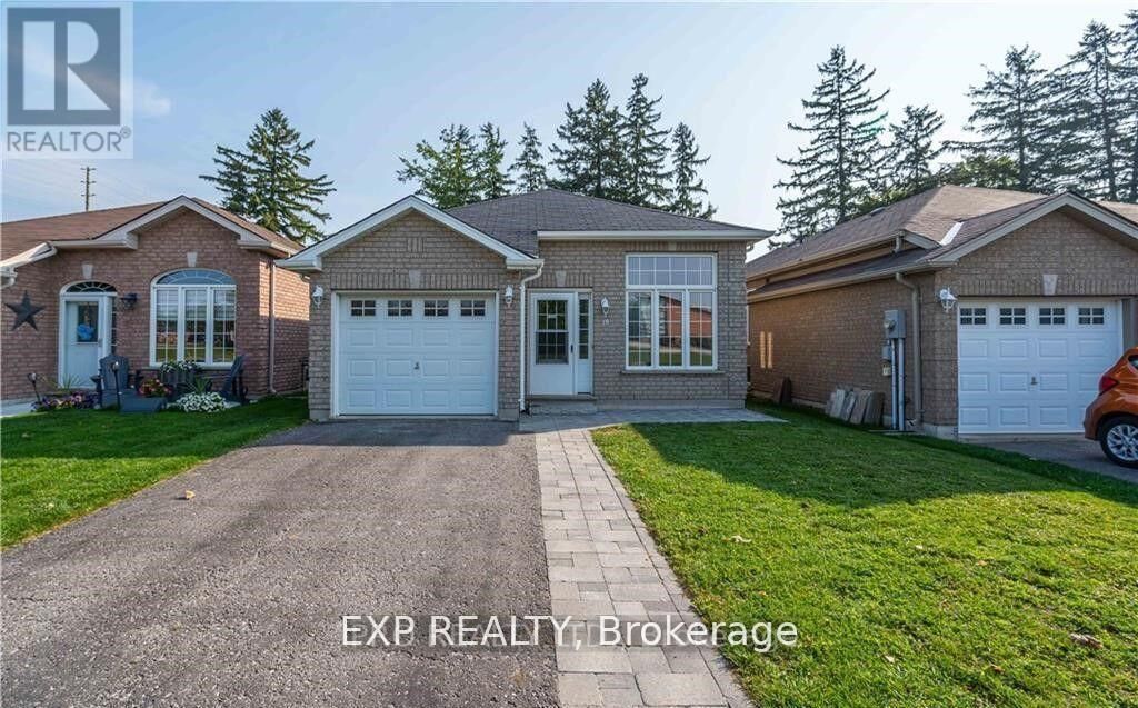 Property Photo:  19 Loon Avenue  ON L4N 8W6 