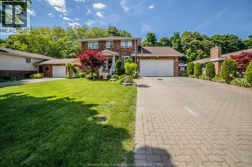 Property Photo:  148 Tecumseh Road  ON N7M 5Y8 
