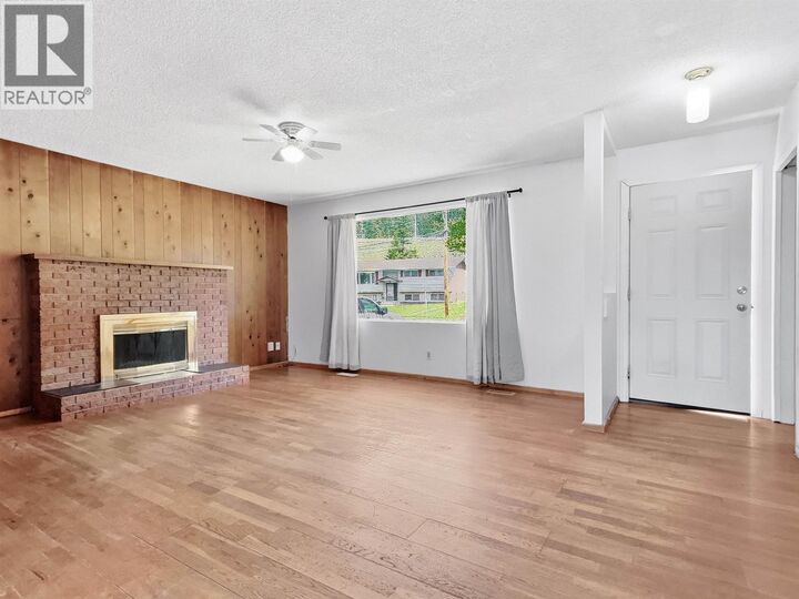 Property Photo:  1215 12th Avenue  BC V2G 2N9 
