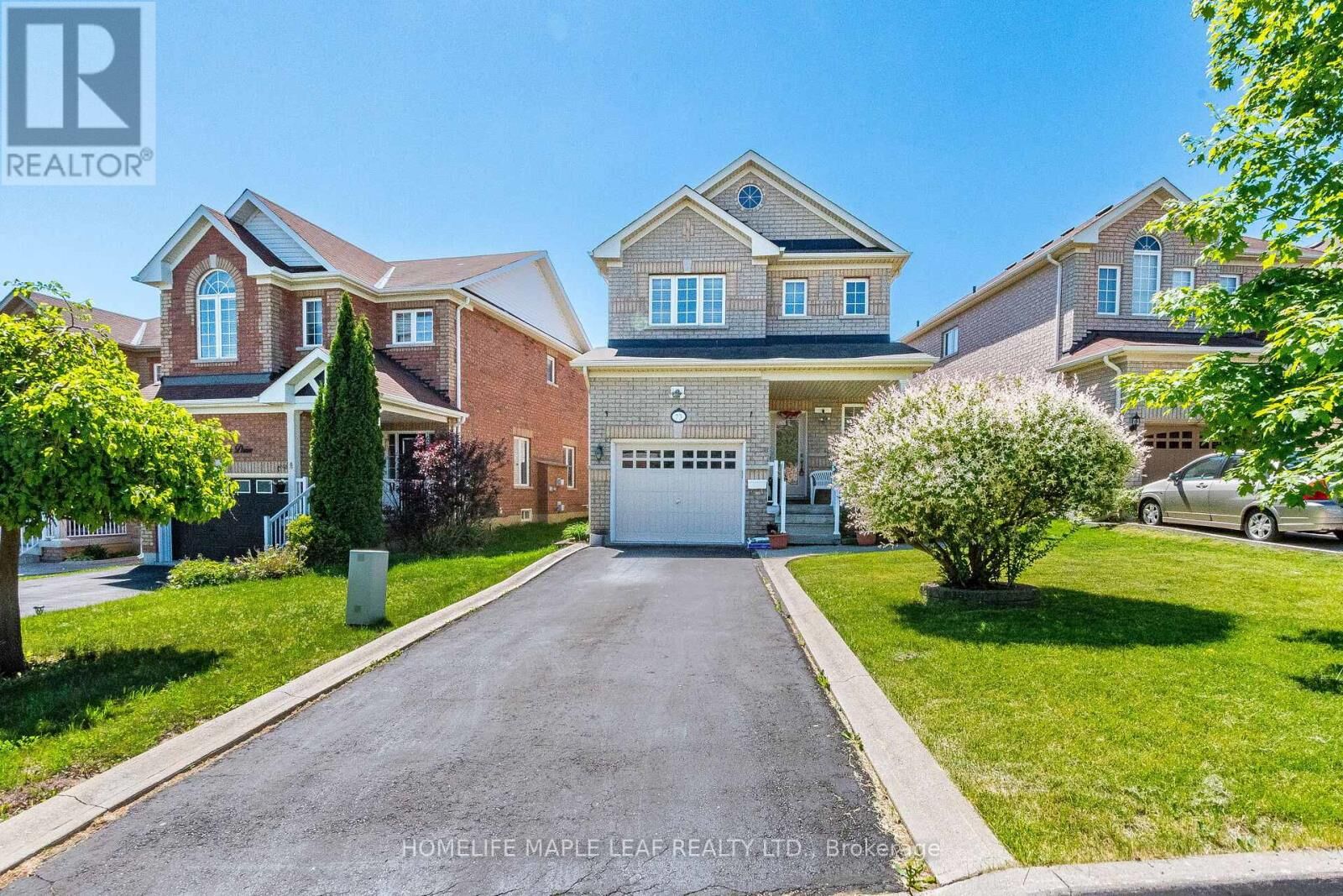 Property Photo:  73 Meadowlark Drive  ON L7G 6N6 