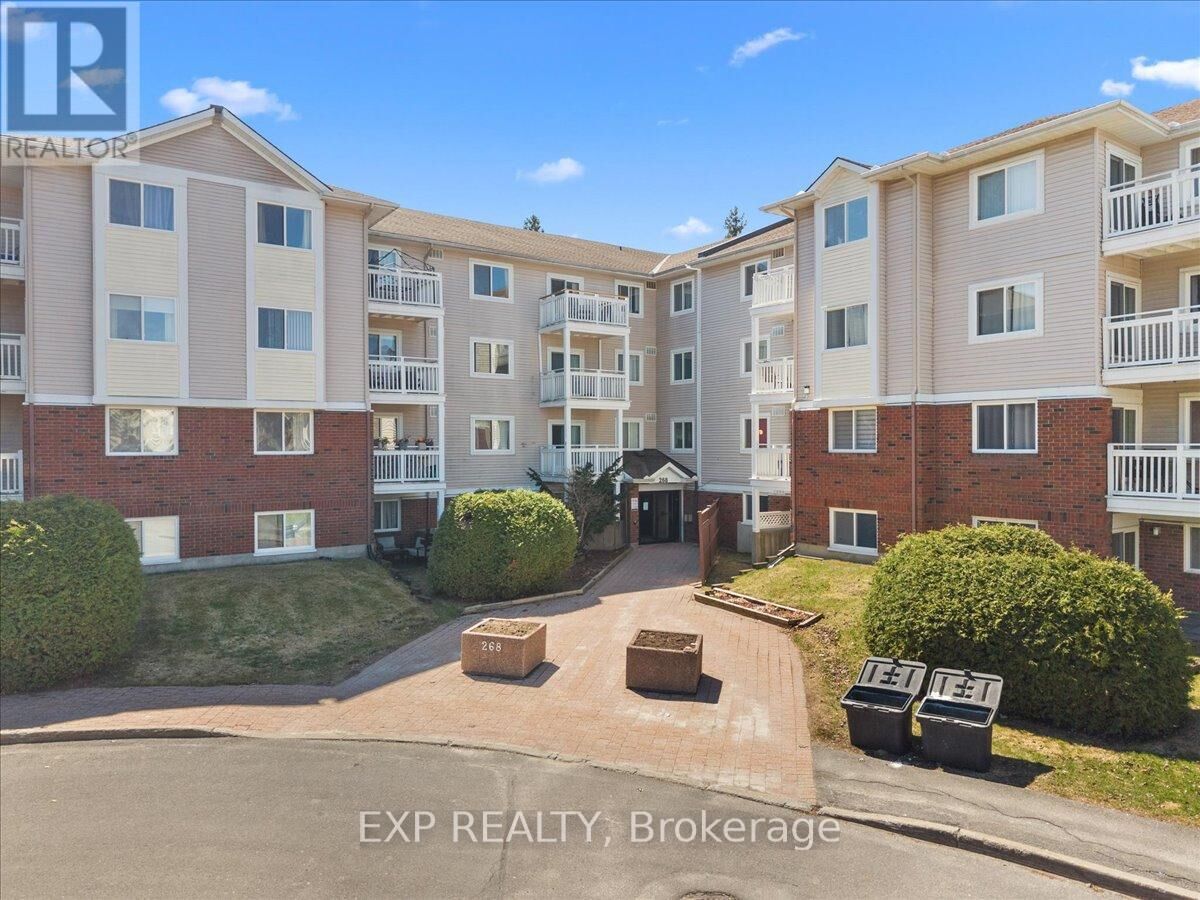 Property Photo:  268 Lorry Greenberg Drive 15  ON K1T 3K1 