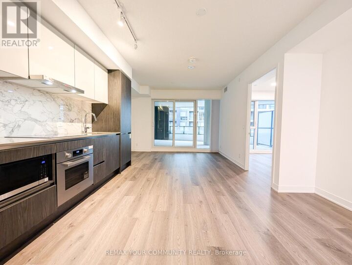 Property Photo: 180 Front Street East 707 ON M5A 0A9