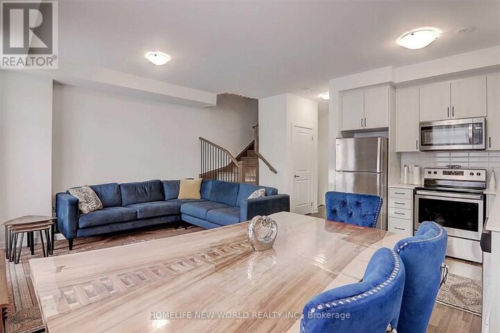 Property Photo: 17 Tauton Street ON L4L 0M2