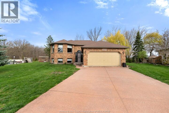 Property Photo:  8020 Gardiner Crescent  ON N0R 1J0 