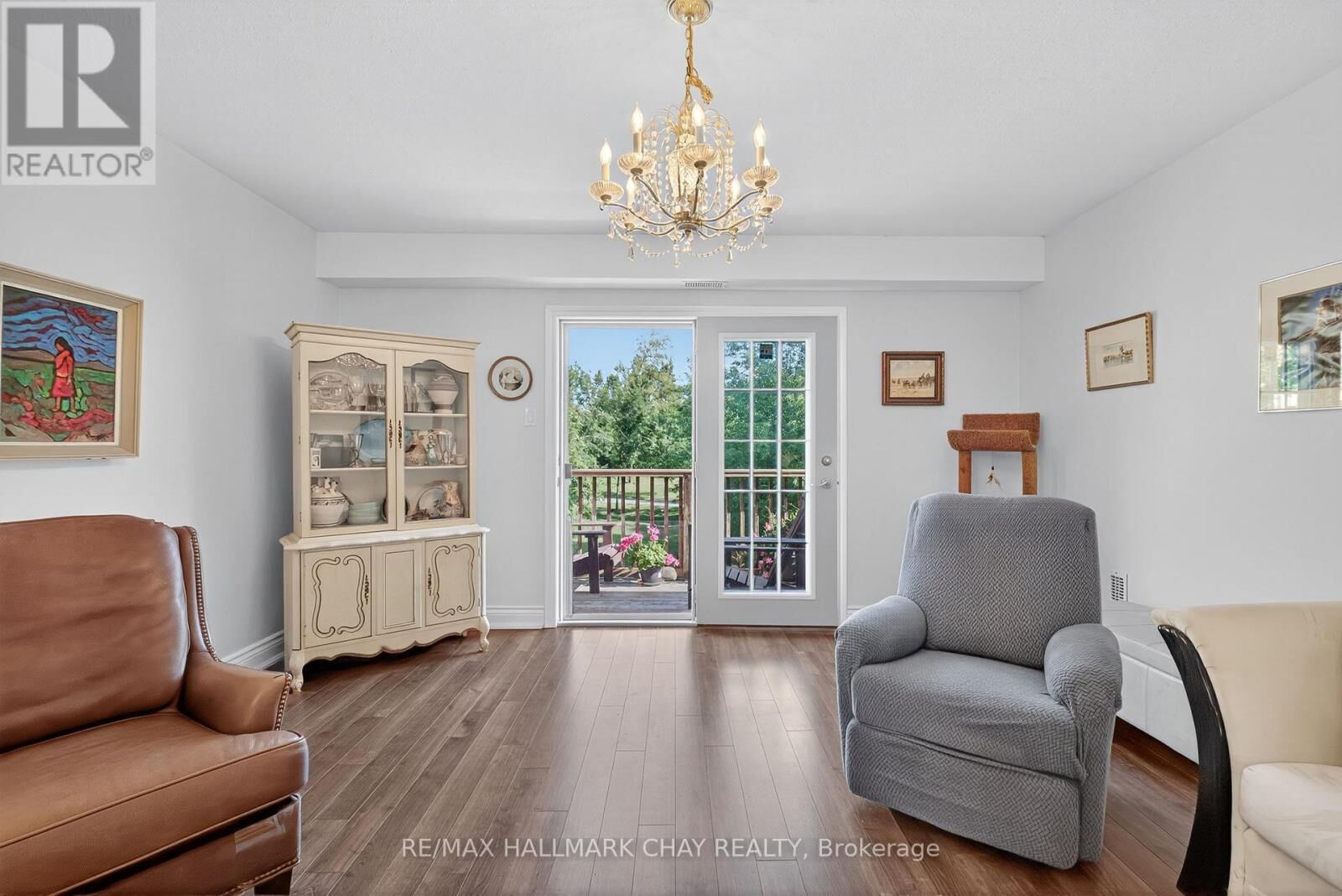Property Photo:  222 Steel Street 10  ON L4M 2G9 
