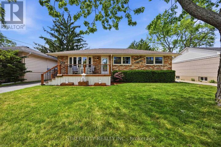 Property Photo:  893 Hollands Avenue  ON N7S 3B9 