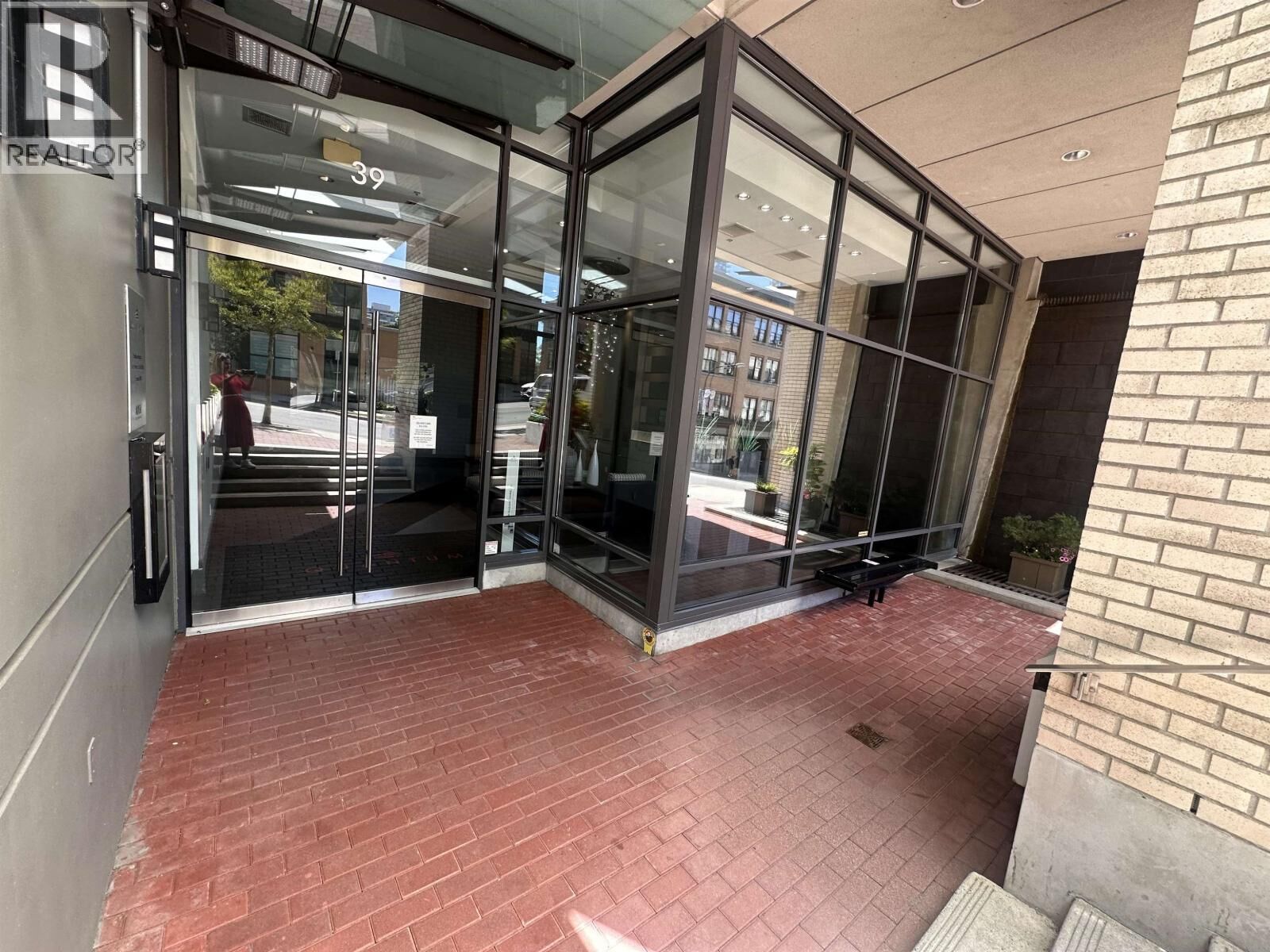Property Photo:  39 Sixth Street 601  BC V3L 0B3 