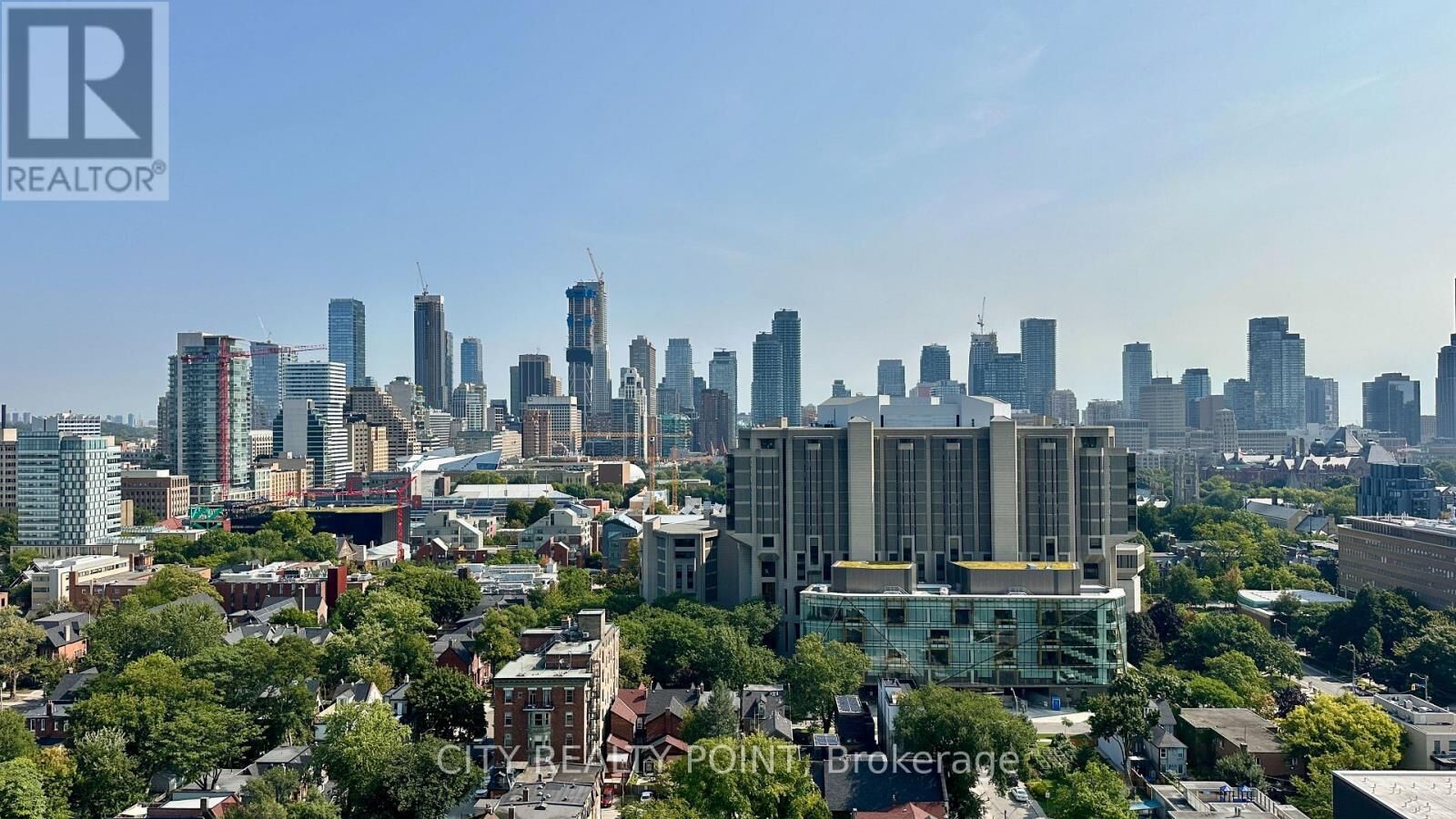 Property Photo:  666 Spadina Avenue 2512  ON M5S 2H8 