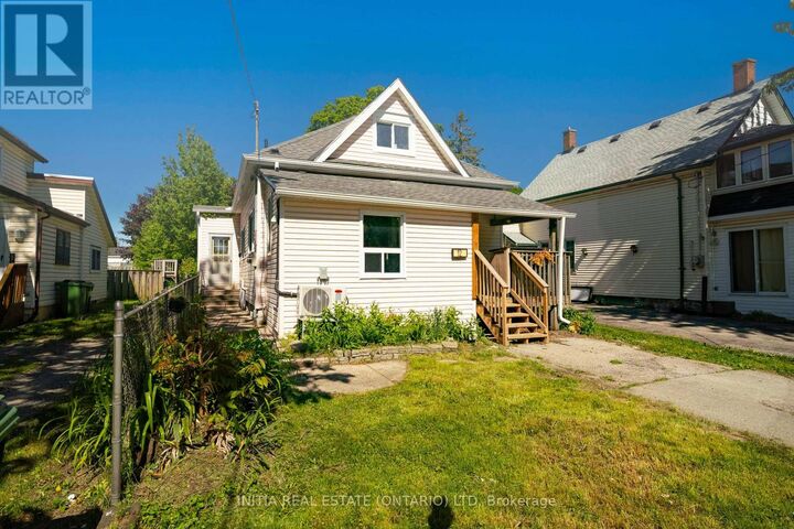 Property Photo:  12 Woodworth Avenue  ON N5P 3J2 