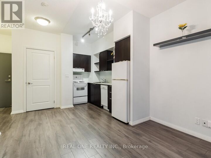 Property Photo:  35 Hayden Street 104  ON M4Y 3C3 