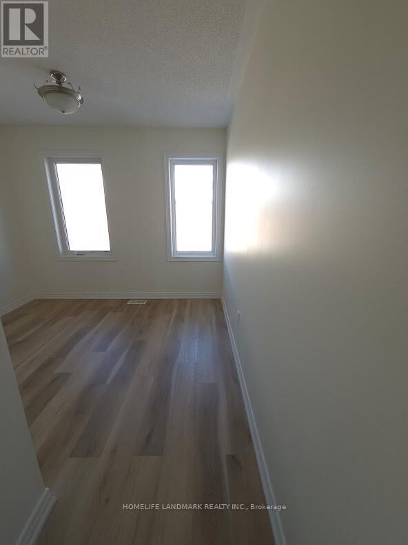 Property Photo:  12 Kawneer Terrace  ON M1P 0C3 