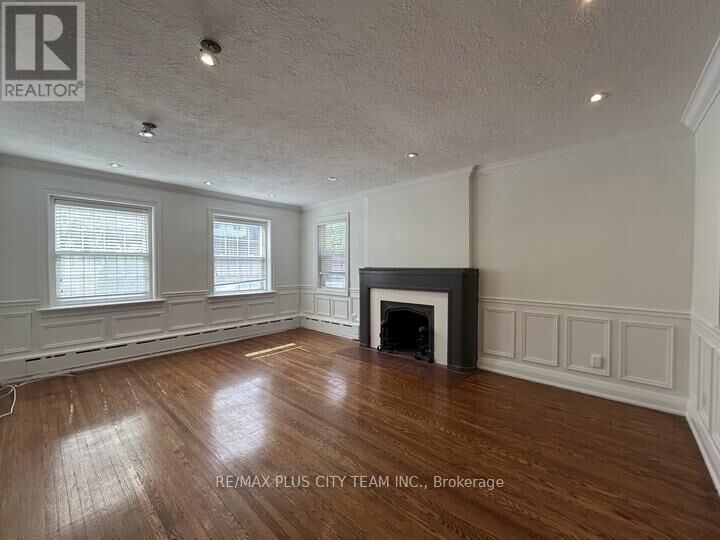 Property Photo:  1745 Bathurst Street 1  ON M5P 3K5 