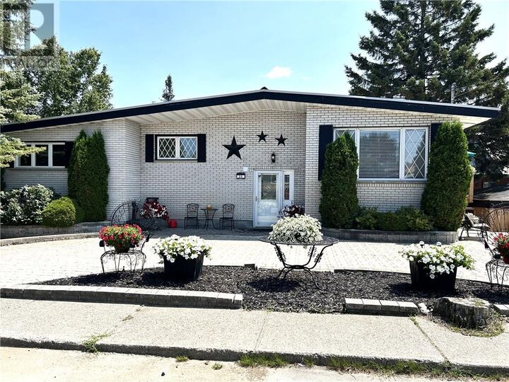 Property Photo:  35 Cedar Street  ON P0M 2C0 