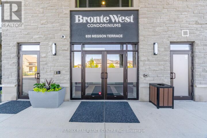 Property Photo:  830 Megson Terrace 513  ON L9T 9M7 