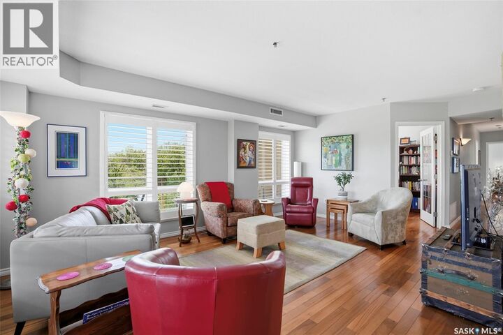 Property Photo:  408 902 Spadina Crescent E  SK S7K 0G8 