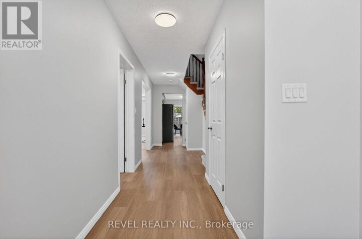 Property Photo:  79 Lynnette Drive  ON L9B 2M5 