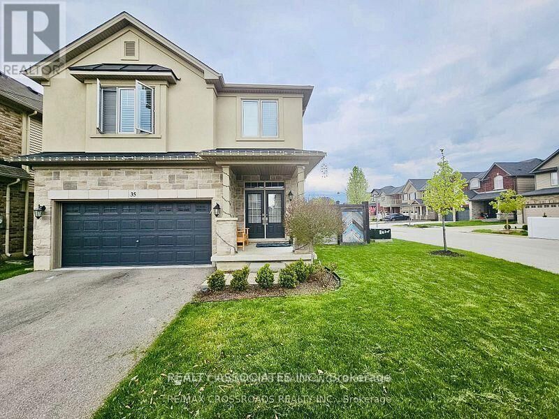 Property Photo:  35 Cutts Crescent  ON L0R 1C0 