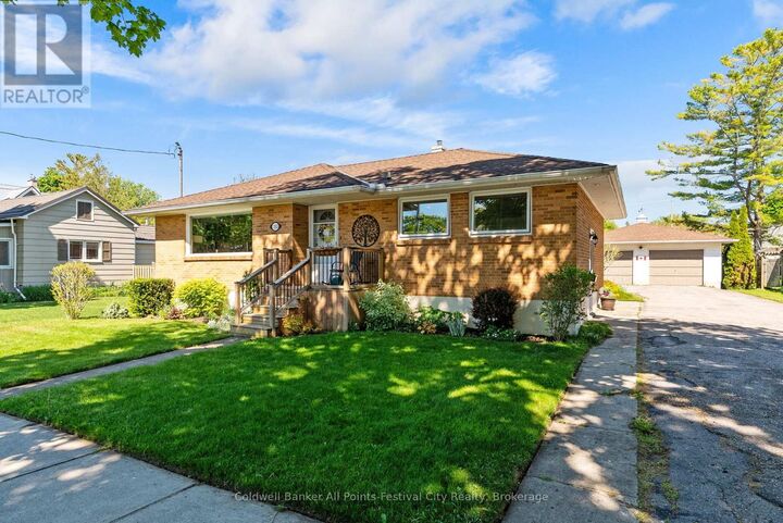 153 Warren Street — photo 1