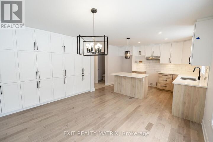 Property Photo:  1408 Caroline Court  ON K6J 0C5 