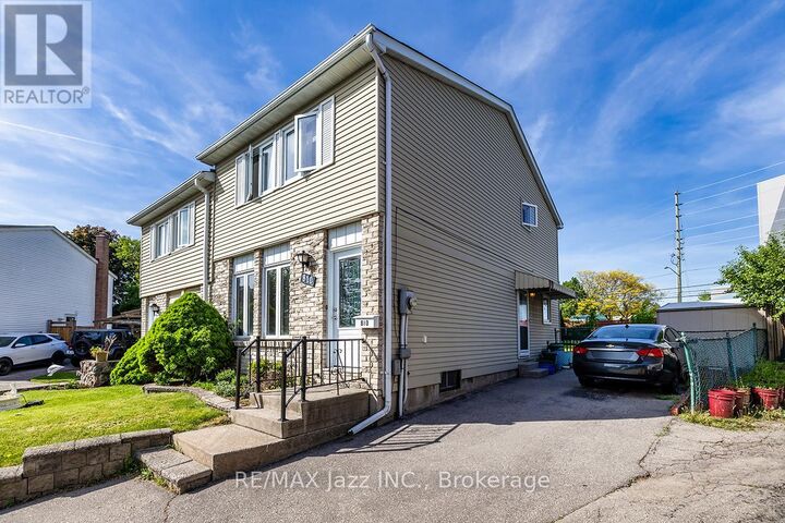 Property Photo:  810 Kilkenny Court  ON L1J 7B7 