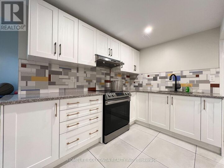 Property Photo:  5244 Creditview Road Basement  ON L5M 5N5 