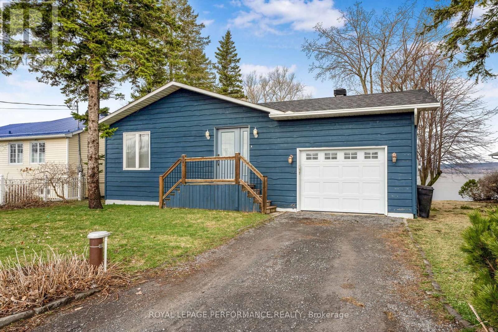 Property Photo:  922 Lalonde Road  ON K0B 1K0 
