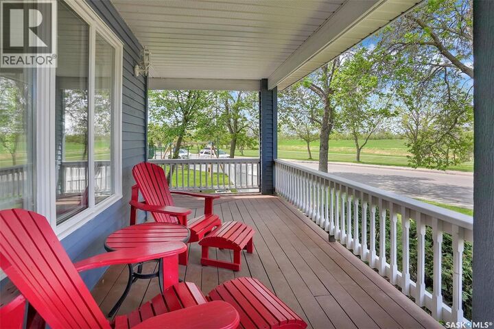 Property Photo:  3403 Edinburgh Drive  SK S4V 2H8 
