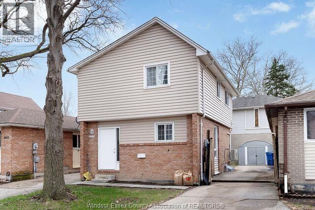 Property Photo:  8665 Darlington Crescent  ON N8S 4M5 