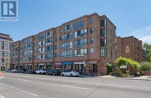 Property Photo: 225 Davenport Road 204 ON M5R 3R2