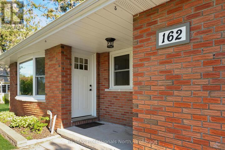 Property Photo:  162 Hillside Drive  ON K0M 1C0 