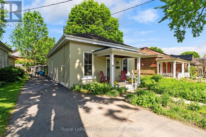 Property Photo: 34 Bay Street ON N5A 4K6