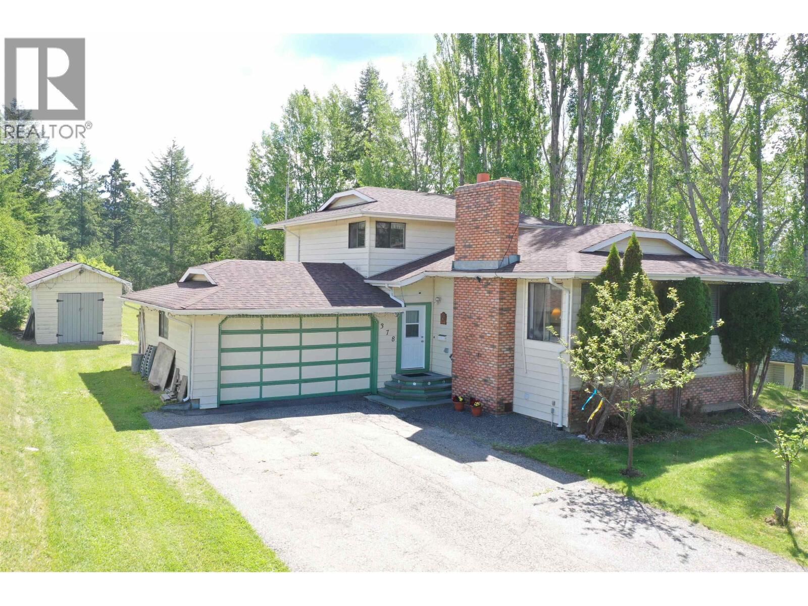 Property Photo: 378 Thompson Road BC V2J 5B5