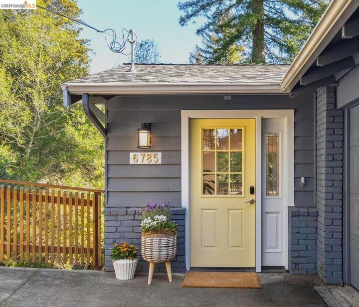 Property Photo: 6785 Aitken Dr. CA 94611