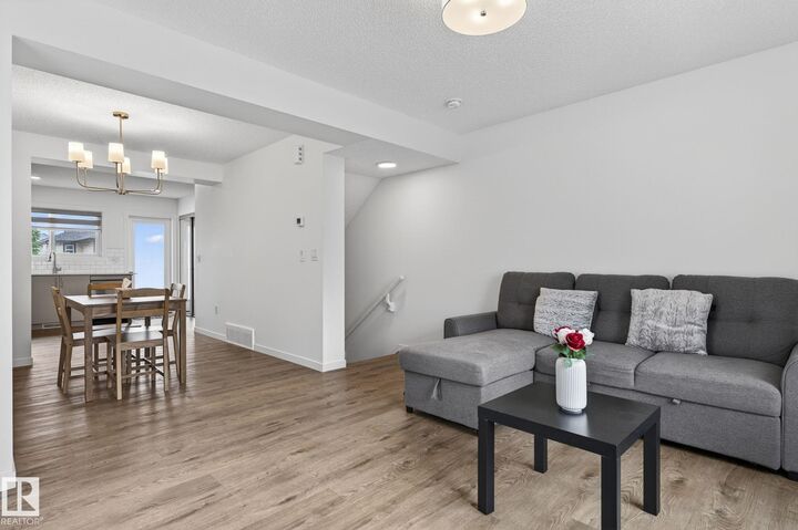 Photo de la propriété: 1025 Secord Promenade NW 44 AB T5T 7V4
