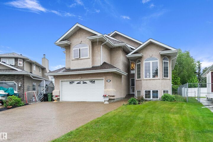 Photo de la propriété:  15816 64 Street NW  AB T5Y 2P1 