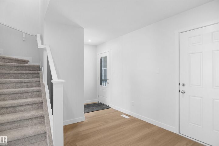 Property Photo:  36 Nectar Way  AB T8N 7Z7 