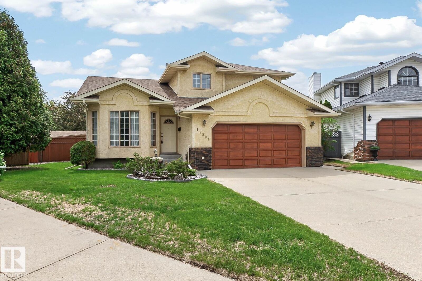 Property Photo:  15504 63 Street NW  AB T5Y 2N4 