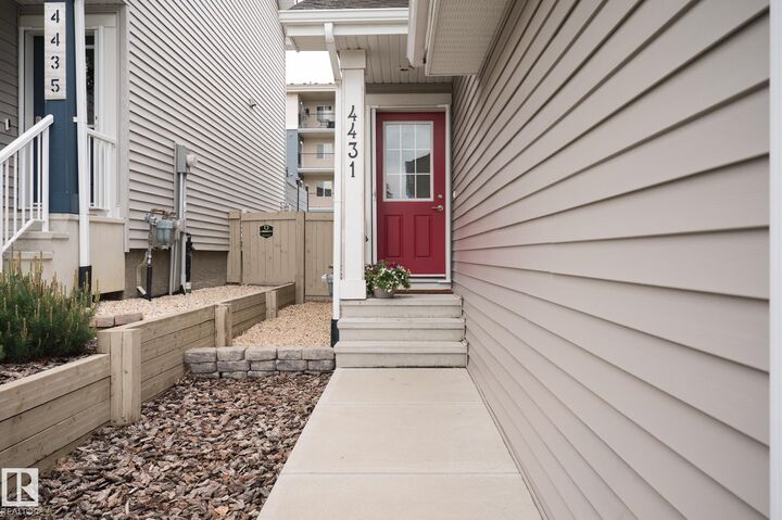 Property Photo:  4431 5 Street NW  AB T6T 0Z9 