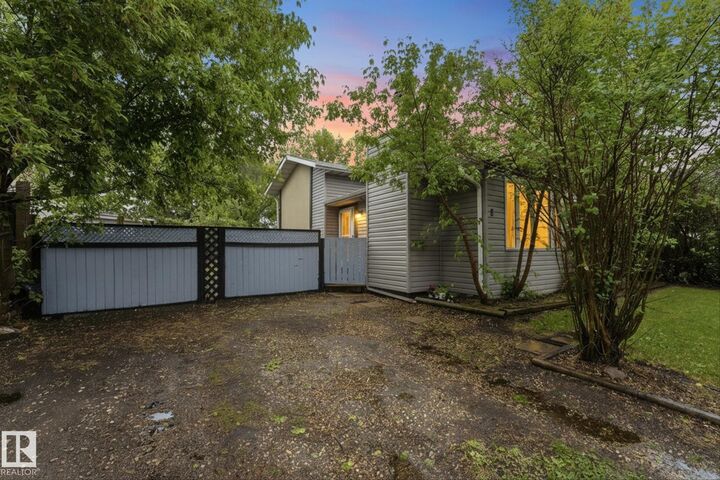 Property Photo:  8 Golden Spike Road  AB T7Z 1H3 