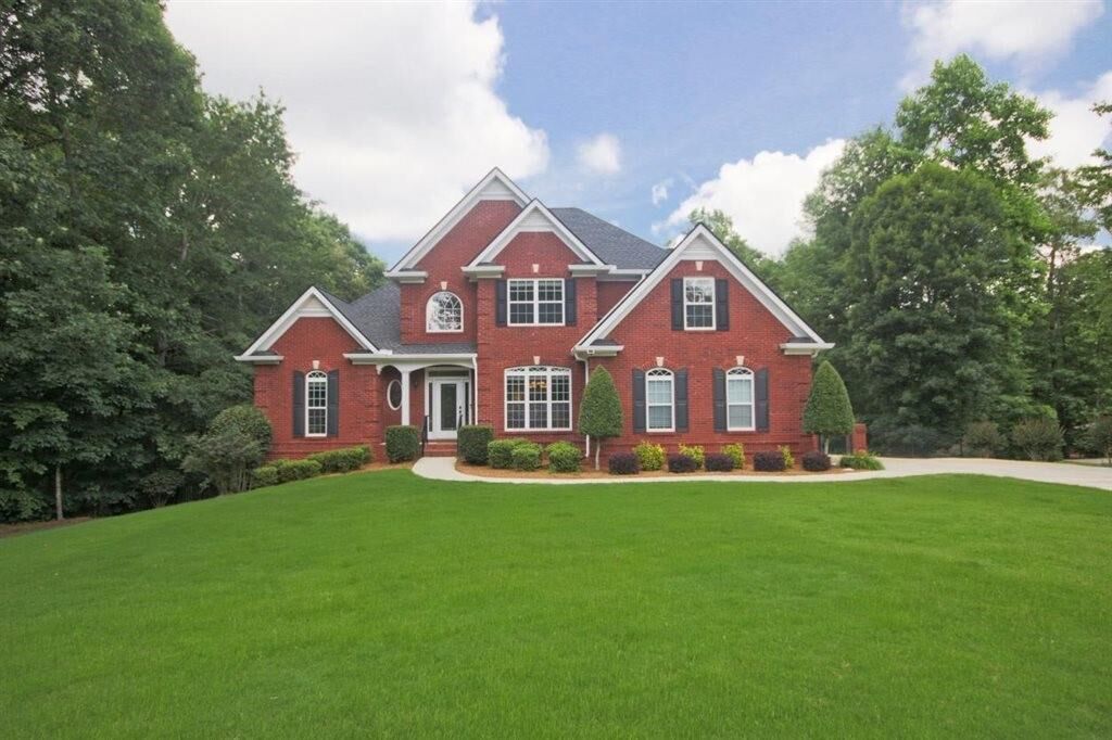 Property Photo:  7251 Bluewater Lane  GA 30135 
