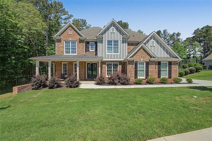 Property Photo: 210 Manchester Lane GA 30180