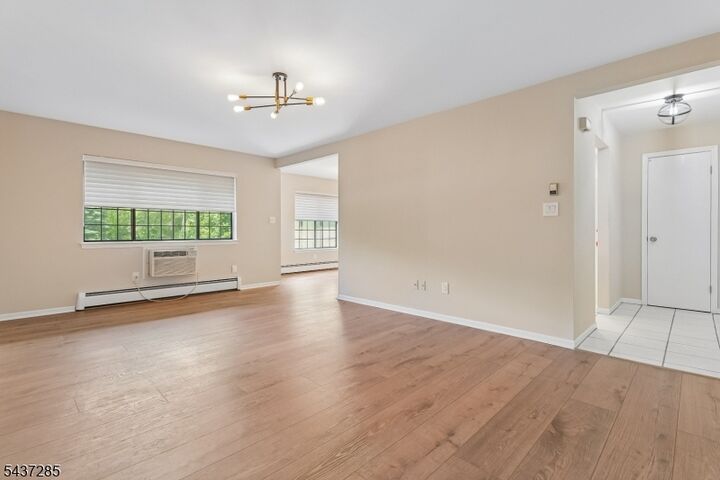 Property Photo:  3 Avon Ct  NJ 07928 