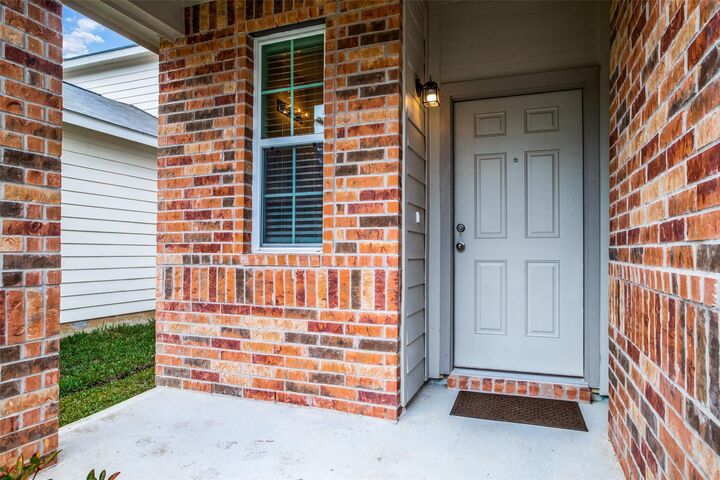 Property Photo:  3649 Cub Drive  TX 77301 
